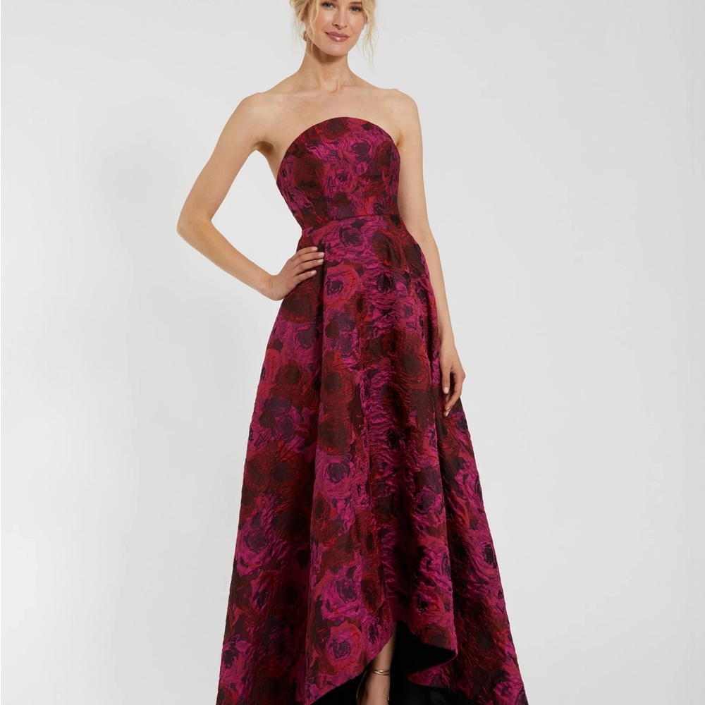 Elegant Strapless Floral Dress